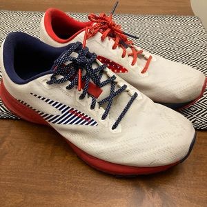 Brooks Launch 7 red white & blue women’s 9.5